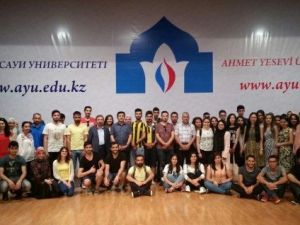 Ahmet Yesevi Üniversitesi’nde "Üniversiteli Gençler Yaz Okulu"