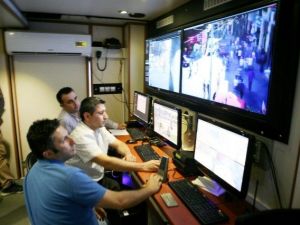 Taksim Meydanı Ve İstiklal Caddesi Mobil Komuta Kontrol Aracı İle İzleniyor