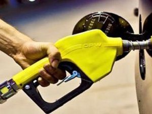 Benzine zam bekleniyor