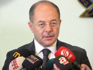Bakan Akdağ’dan Gereksiz Antibiyotik Kullanımına İlişkin Açıklama