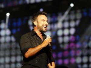 Megastar Tarkan’dan Yeni Albüm Sürprizi