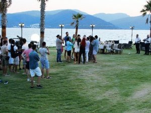 Ziynet Sali Ada Kapatıp Klip Çekti