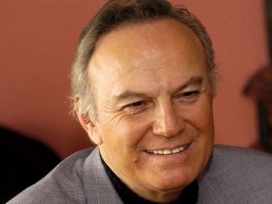 Yeşilçam’ın Yakışıklı Jönü Ediz Hun Gençlerle Buluşuyor