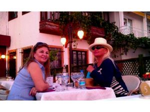 Afrodit, Tatil İçin Marmaris’i Seçti