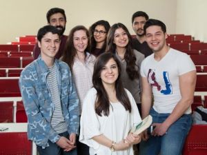 Öğrencilerden İkçü’ye “Geçer” Not