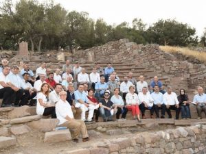 Yunusemre Meclisi Antik Mecliste Toplandı