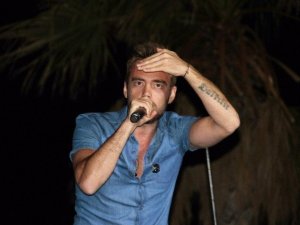 Murat Dalkılıç Eşinin Kendisini Kıskanmadığını Söyledi