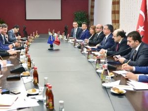 Bakan Yılmaz, Kosova Eğitim, Bilim Ve Teknoloji Bakanı Bajrami İle Bir Araya Geldi