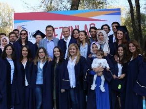 Felaketzedeler Mezuniyetten 6 Yıl Sonra Kep Attılar
