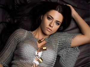 Yerli Adriana Lima Aydınlı Çıktı