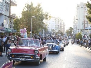 Uluslararası Antalya Film Festivali, Kortej Geçişiyle Başladı