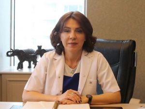 Kırışık Cilt Psikolojiyi Olumsuz Etkiliyor