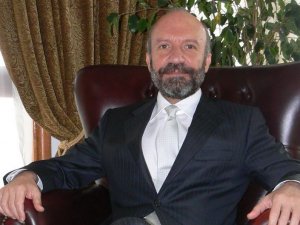 Dr. Suat Günsel, "Gagavuzya 25. Yıl" Devlet Nişanı İle Ödüllendirildi