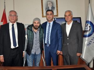 15 Temmuz Gazisinin Eğitim Masrafları Nevvar Salih İşgören Vakfı’ndan