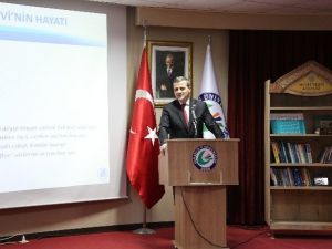Giresun Üniversitesinde "Ahmet Yesevi’yi Anlamak" Konferansı Yapıldı