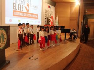 Suriyeli Mülteci Çocuklarla ’Göç Ve Çocuk’ Sempozyumu