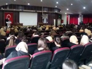 Denizli’de "Hoca Ahmet Yesevi" Konferansı