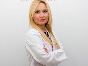 Evde Mutsuz Olan Depresyona Giriyor