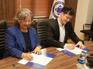 İaü’den Suriyeli Sığınmacılara Eğitim İmkânı