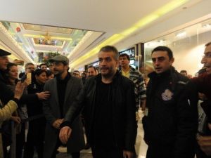 Çalgı Çengi İkimiz Oyuncuları Bursalılarla Buluştu