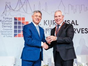 Türkiye Kurumsal Yönetim Derneği’nin ’Zirve’ Ödülü Sahibini Buldu