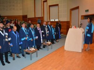 Ydü Beden Eğitimi Spor Yüksekokulu Mezunları Diplomalarını Aldı