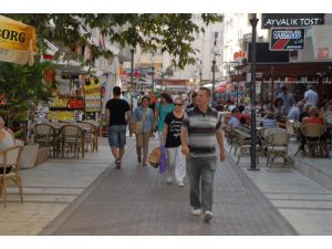 Bayram, Kuşadası Esnafının Beklentilerini Karşılamadı