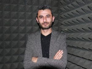 Erdoğan’a Yazdığı ‘Başkanlık’ Şarkısı Tıklanma Rekoru Kırıyor (VİDEO HABER)