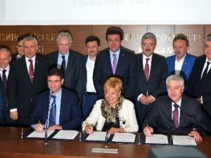 Bakan Zeybekci: “Tarlaya Ne Ekileceğini Bilim İnsanları Belirleyecek”