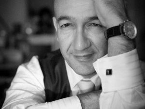 Psikolog Levent Erdem: “Çocuk Merkezli Aile Sorunlara Yol Açıyor”