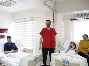 Baba-kız Aynı Anda Ameliyat Oldu