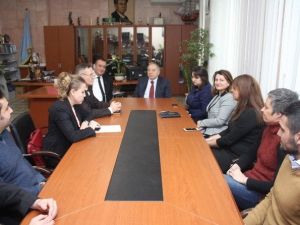 Tc Moldova Büyükelçisi Hulusi Kılıç, Moldova Amerikan Üniversitesini Ziyaret Etti