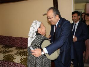 Evde Bakım Hizmetleri Devam Ediyor