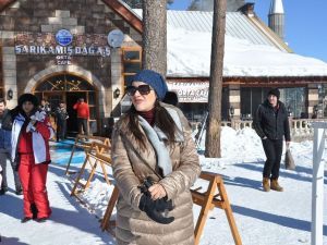 Sanatçı Zara, Sarıkamış’a Hayran Kaldı