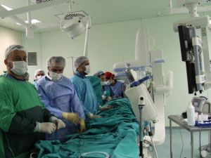 72 Yaşındaki Kadın Hastaya 15 Dakikada Kalp Deliği Tedavisi