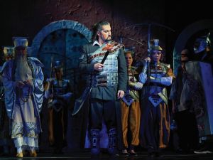 İzmir’i Gururlandıran Tenor