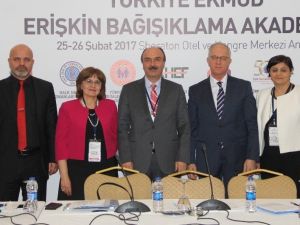 Uzman Profesörler Yetişkin Bağışıklamasını Tartıştı