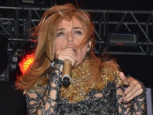 Gülşen Çandarlıda Konser Verdi