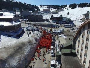 Uludağ Turuncuya Boyandı