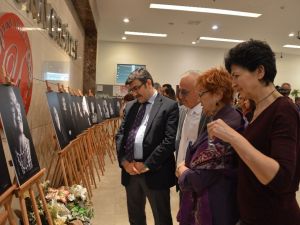 Yeni Yüzyılın Çalışan Kadınları Fotoğraf Sergisi