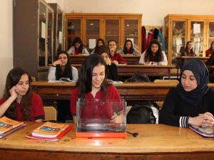 Dersi Hayvanlarla Birlikte İşliyorlar