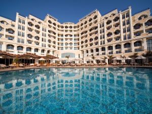 Kayyum Atanan Fetö’nün Marmaris’teki Oteli Satışa Çıktı