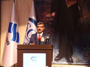 Bakan Müezzinoğlu: “3 Kişiden 1’i Kayıt Dışılık Nedeni İle Mağdur Oldu”
