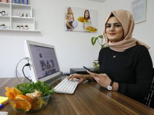 ’Online Diyetle’ 7 Ton Zayıflattı
