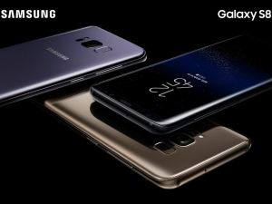 Samsung yeni telefonu Galaxy S8’i tanıttı
