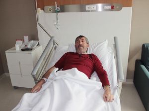 35 yıllık eşine yeniden hayat verdi