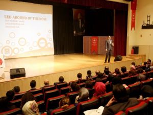 Yabancı dil eğitimine yön verecek ELT konferansı düzenlendi