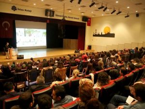 İhlas Koleji aile terapisi eğitimine ev sahipliği yaptı