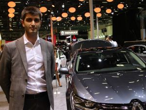 Sürücü desteği olmadan durabilen araç, otomobil fuarında