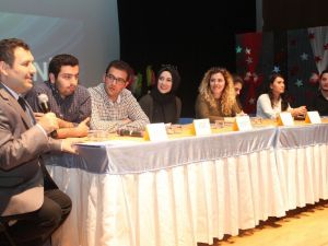 İhlas Koleji mezunları meslek tanıtımı yaptılar